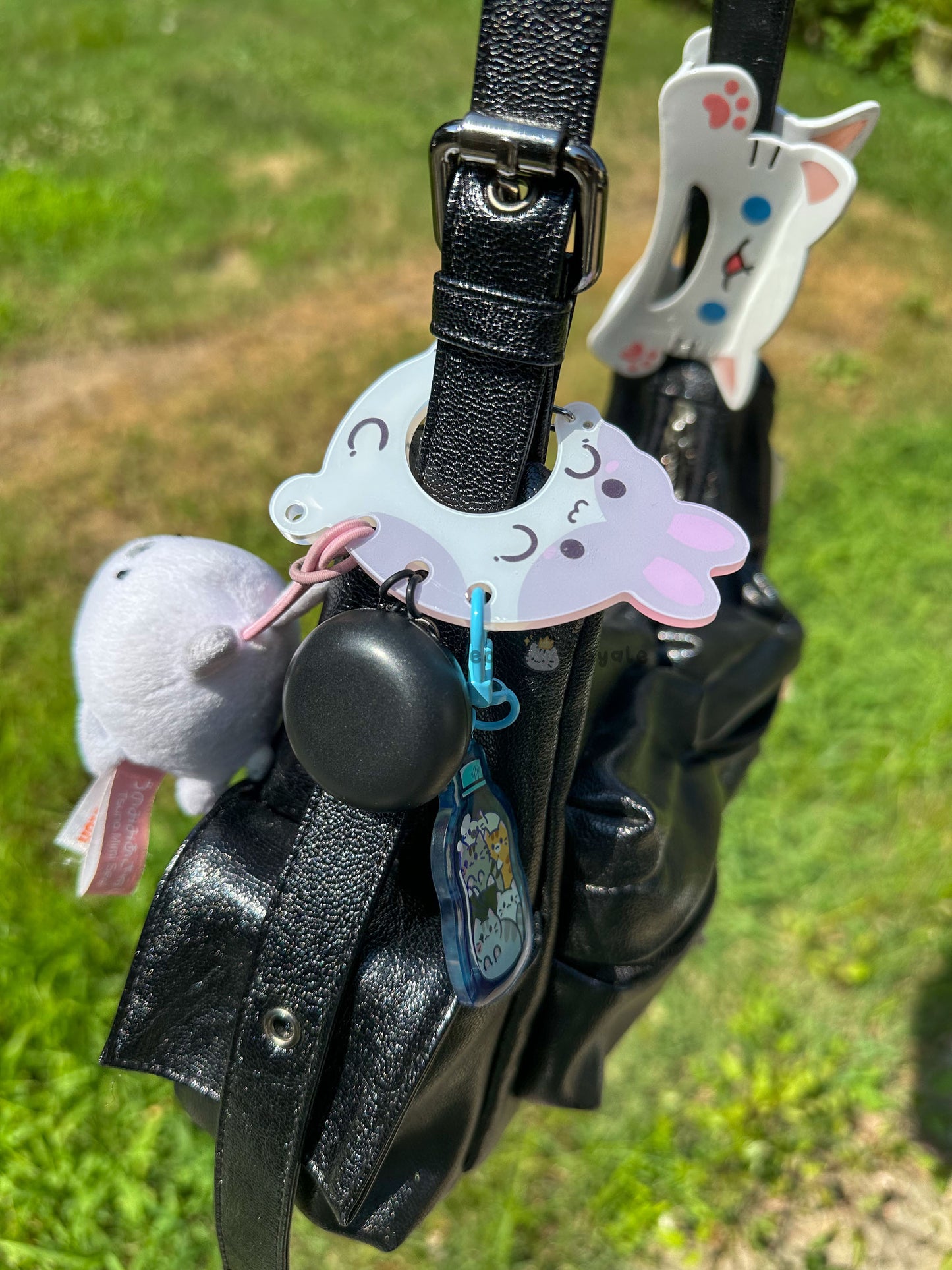 Bunny & Kitty Acyclic Carabiners